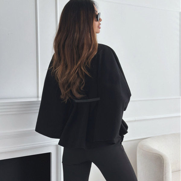 Essentiel cape